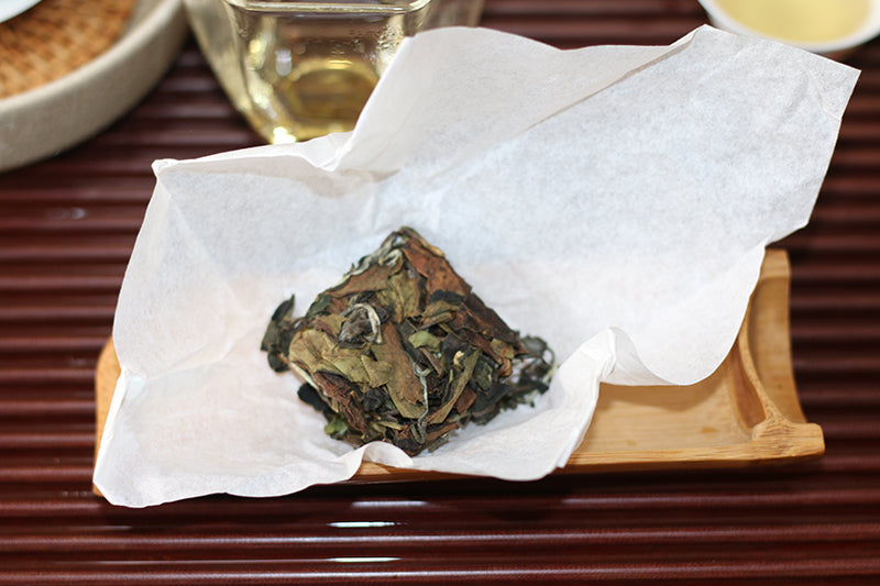 Winter -white tea 2022
