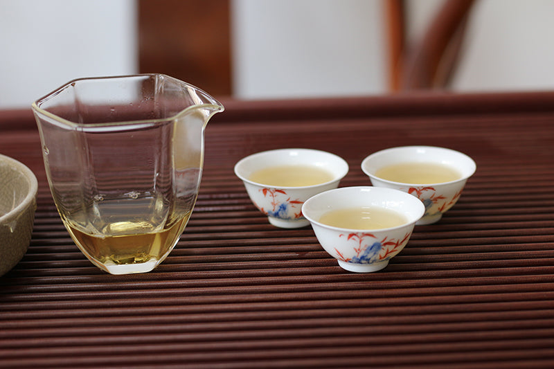 Winter -white tea 2022